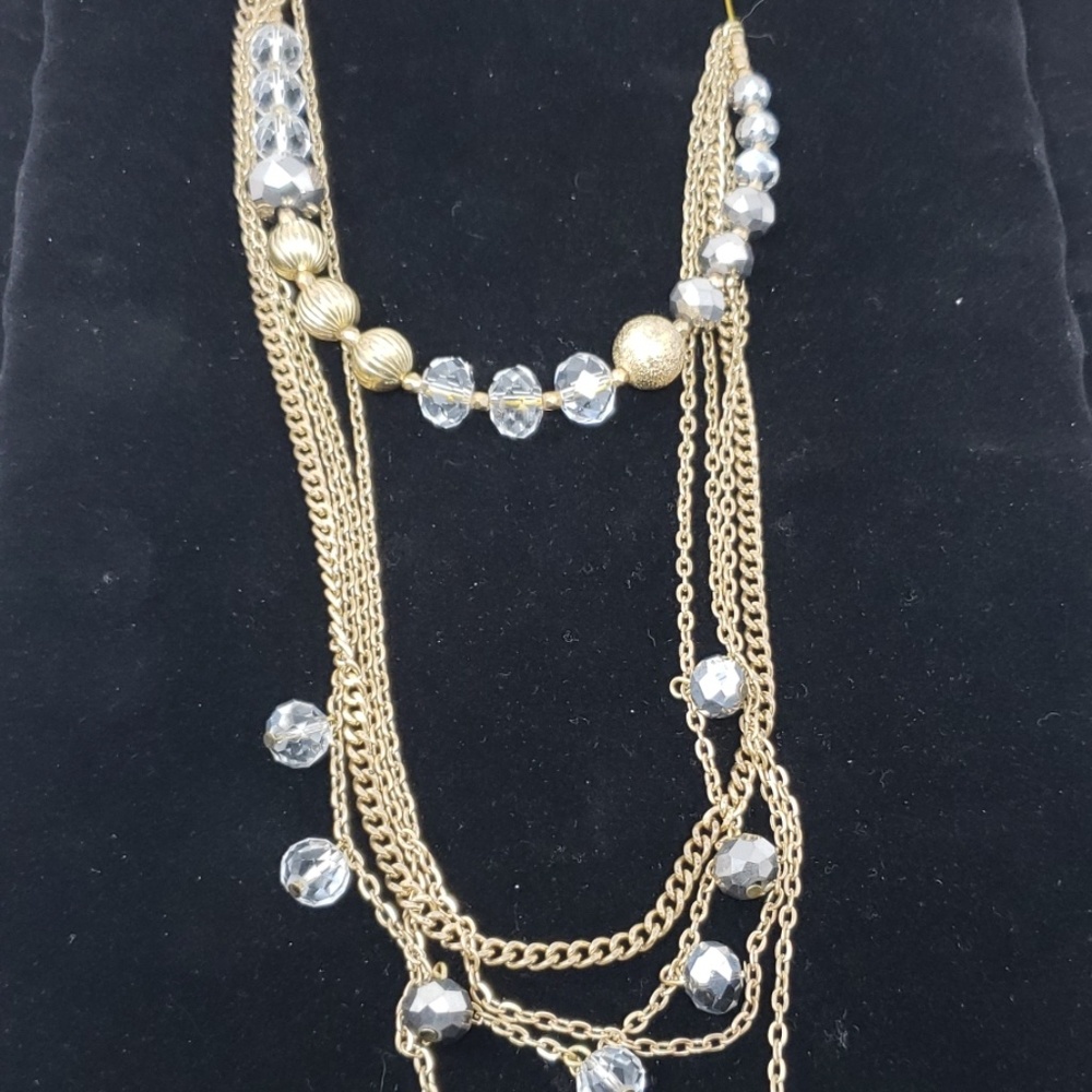 🛍Gold / clear crystals necklace